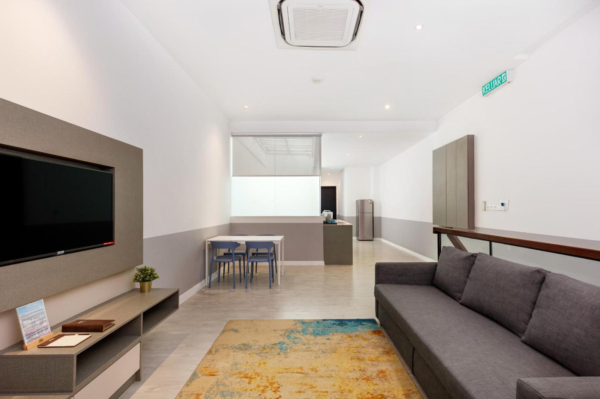 Hutton Suite Hotel Managed By The Ascott Limited Джордж Таун Екстериор снимка