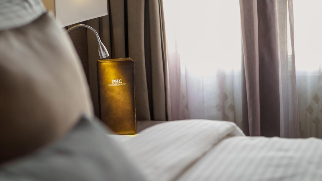 Hutton Suite Hotel Managed By The Ascott Limited Джордж Таун Екстериор снимка
